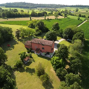 Le Mansarine Charme Castellaro (Lombardy)